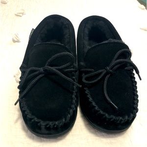 Bearpaws moccasins